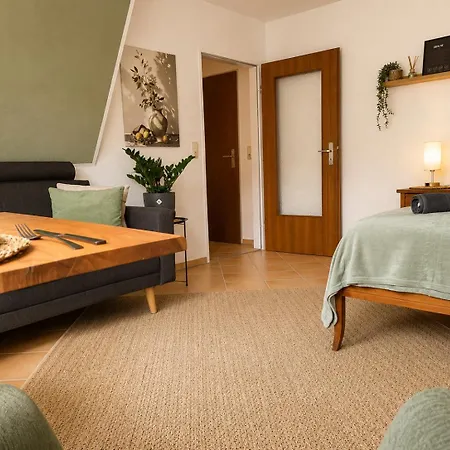 Apartament Modern With Balcony & Feel-good Flair *